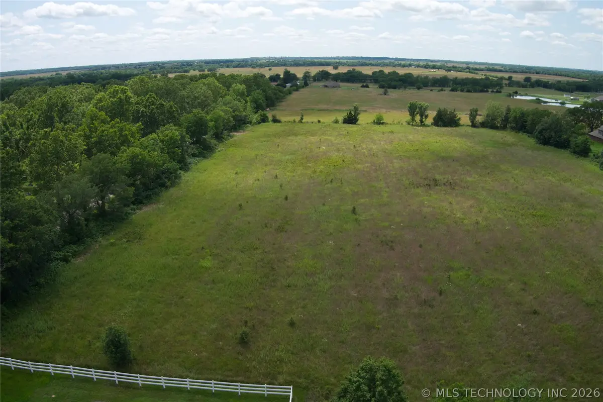 1140 S Pecan Street, Nowata, OK 74048 - #1