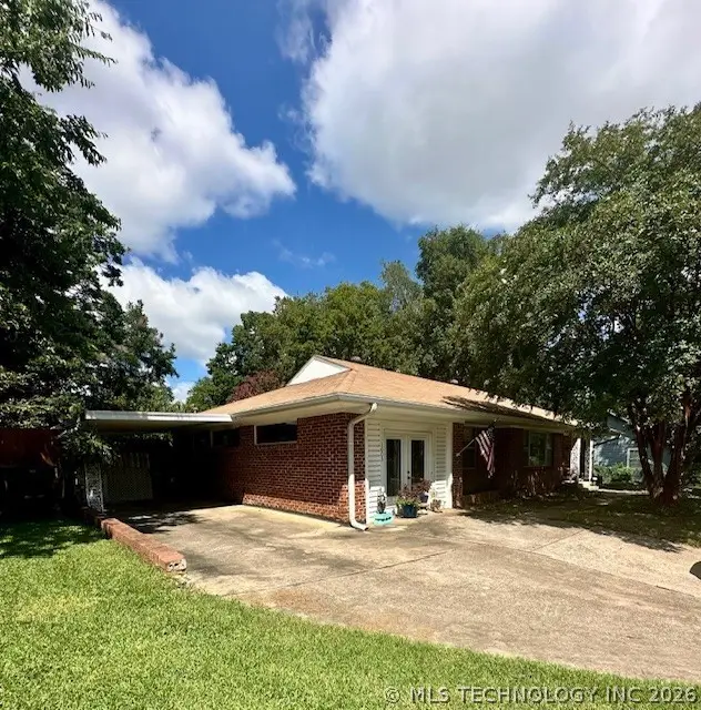 1003 N 6th, Durant, OK 74701 - #1