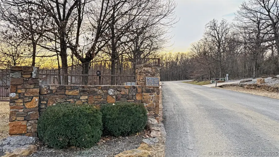 16884 N Winslow Drive, Hulbert, OK 74441 - #3