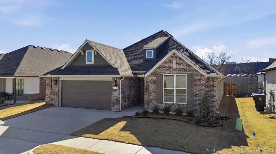 2431 W Madison Street, Broken Arrow, OK 74012 - #2