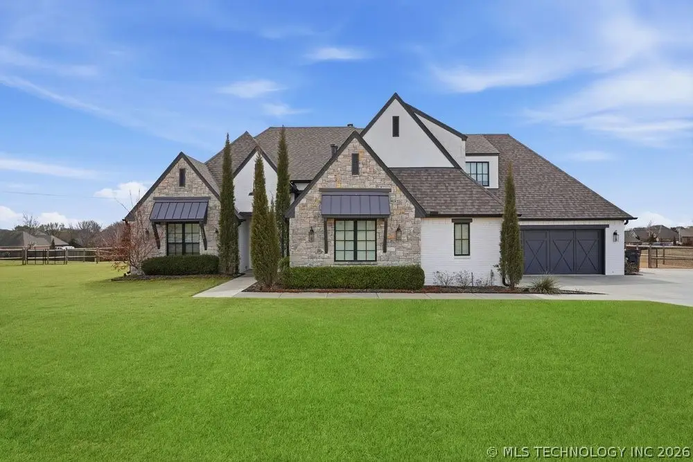 6802 E 86th Place N, Owasso, OK 74055 - #1