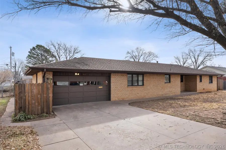 1410 Macklyn Lane, Bartlesville, OK 74006 - #2