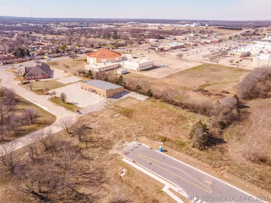 1401 Kiowa, Ardmore, OK 73401 - #2