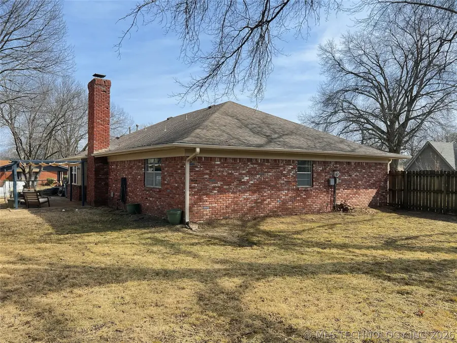 6919 E 74th Street, Tulsa, OK 74133 - #2