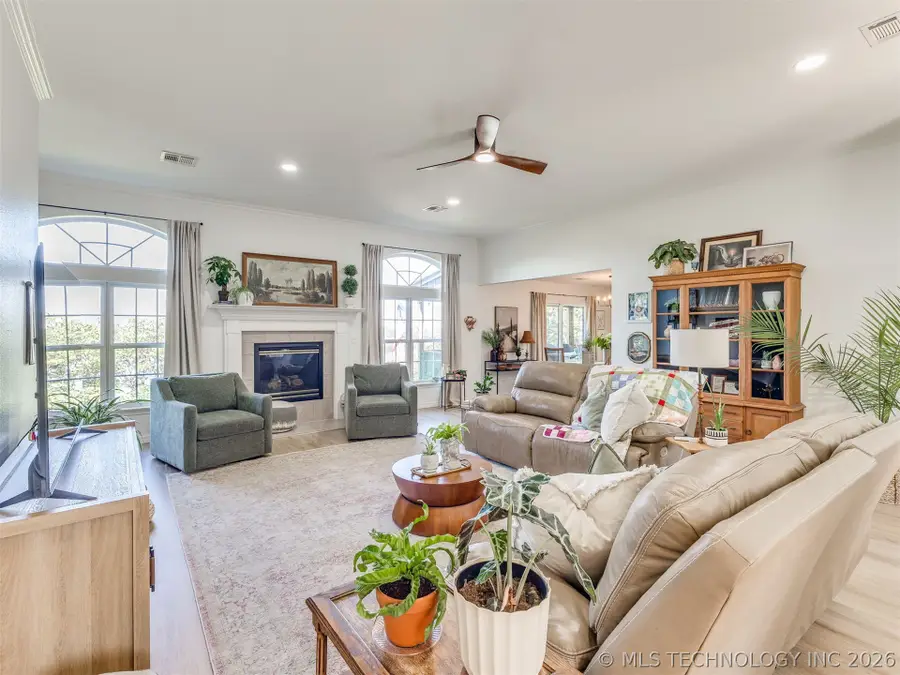 119 N Salt Creek Drive, Mannford, OK 74044 - #3