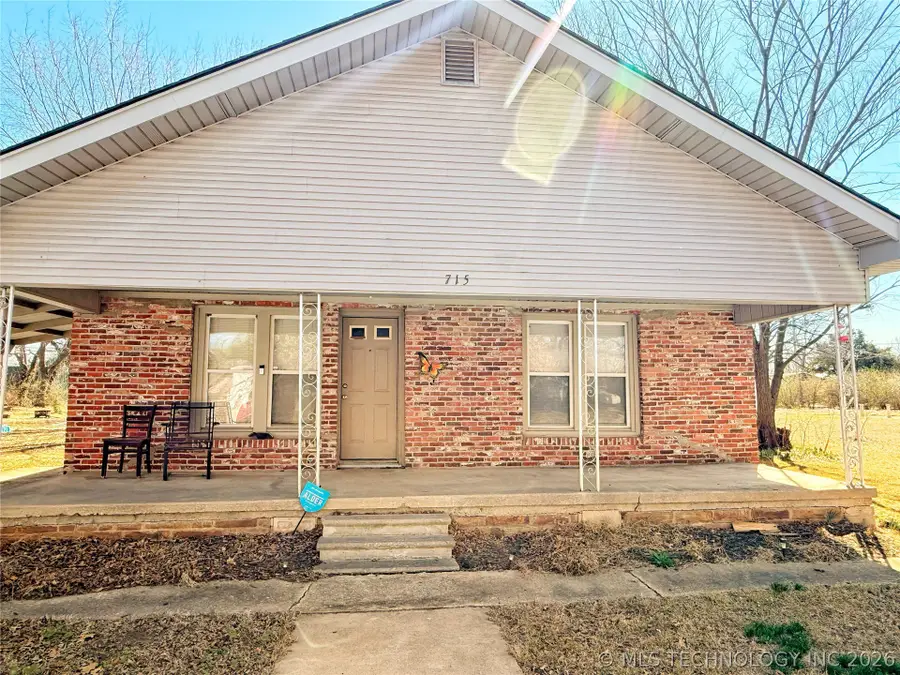 715 N Burgess, Holdenville, OK 74848 - #3