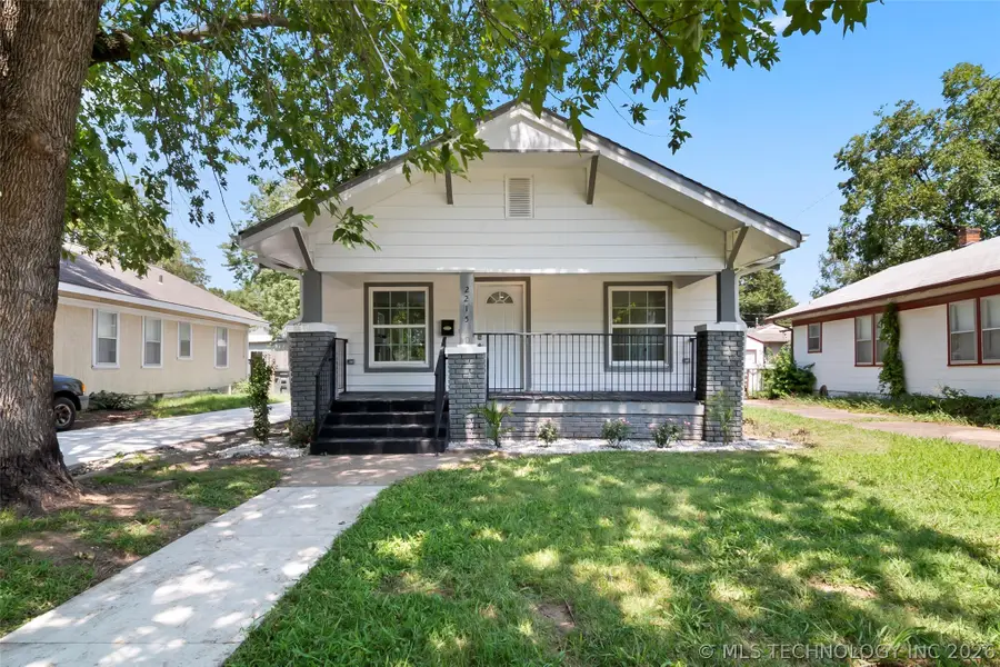 2215 E 8th Street, Tulsa, OK 74104 - #2