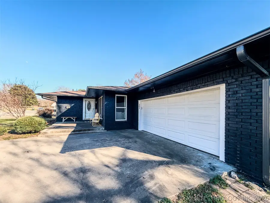 302 E Fuller Street, Tahlequah, OK 74464 - #2