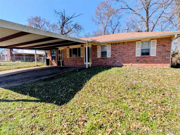 101 Beta Circle, Roland, OK 74954