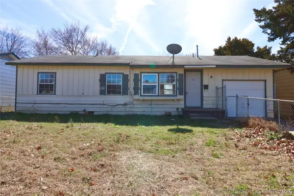 320 W 63rd Place, Tulsa, OK 74126