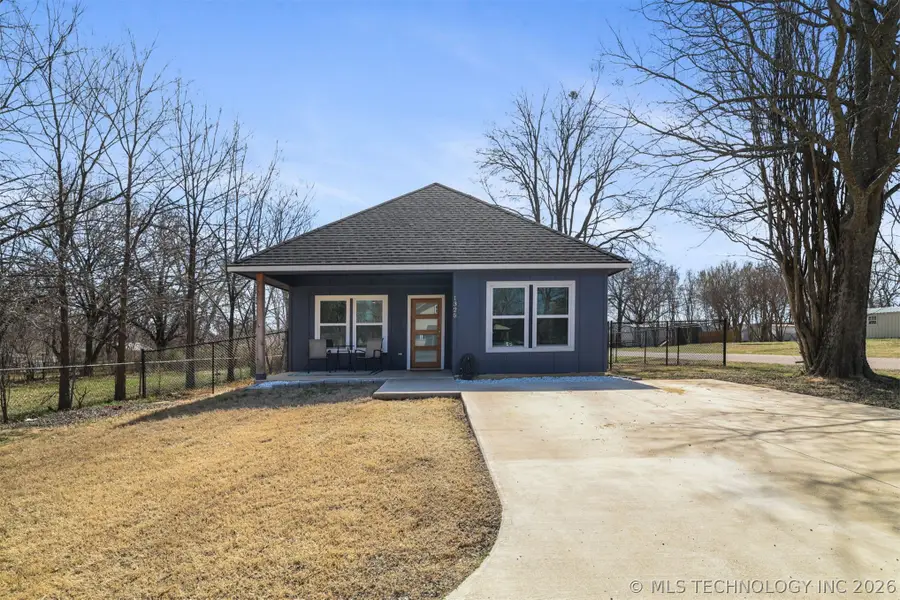 1325 Houston, Durant, OK 74701 - #2