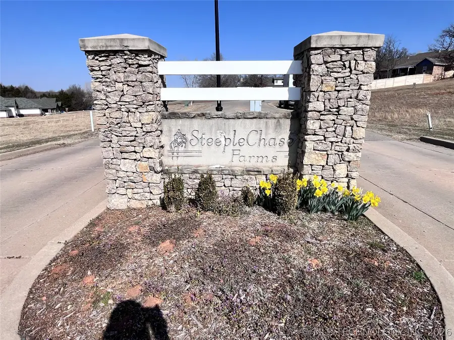 11306 S Churchhill Downs, Perkins, OK 74059 - #3