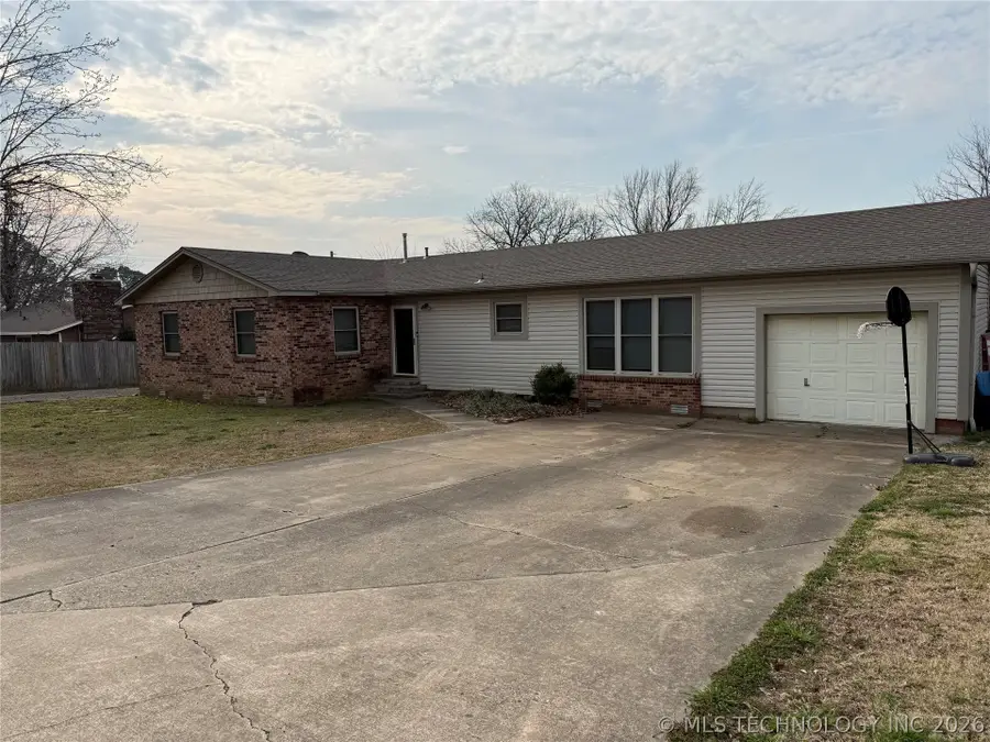 316 Mockingbird Lane, Sallisaw, OK 74955 - #2
