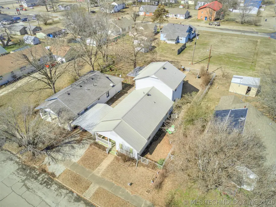 1123 E 9th Street, Okmulgee, OK 74447 - #2
