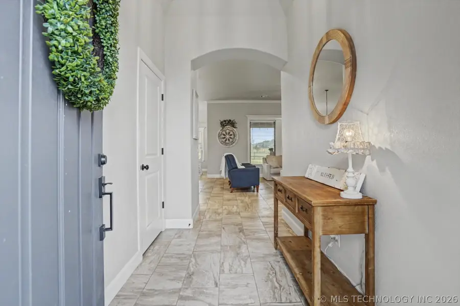 8905 E Commercial Street, Broken Arrow, OK 74014 - #3