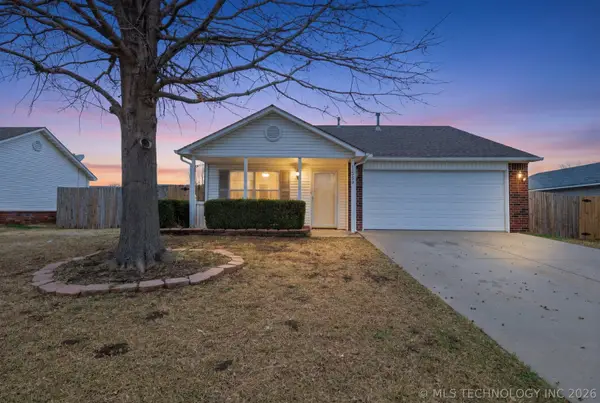 14905 E 89th Place N, Owasso, OK 74055