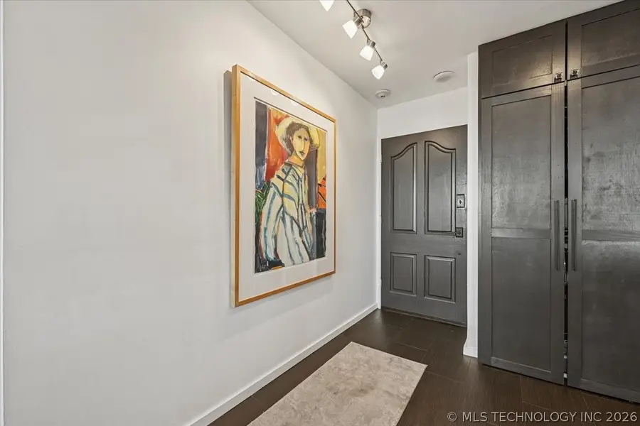 1502 S Boulder Avenue #11C, Tulsa, OK 74119 - #3