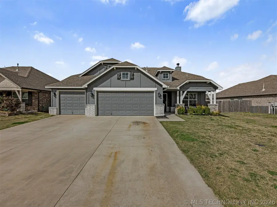 7403 E 87th Street N, Owasso, OK 74055 - #2