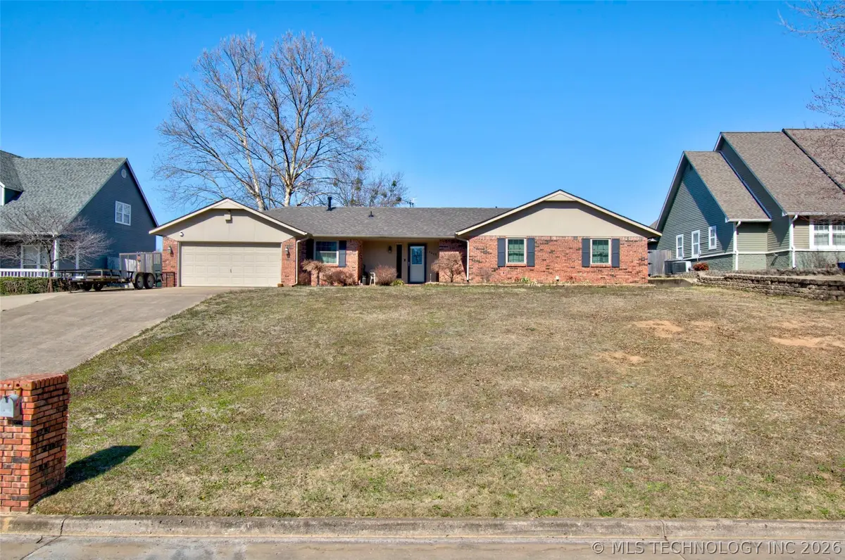 3008 Shelby Circle, Muskogee, OK 74403 - #1