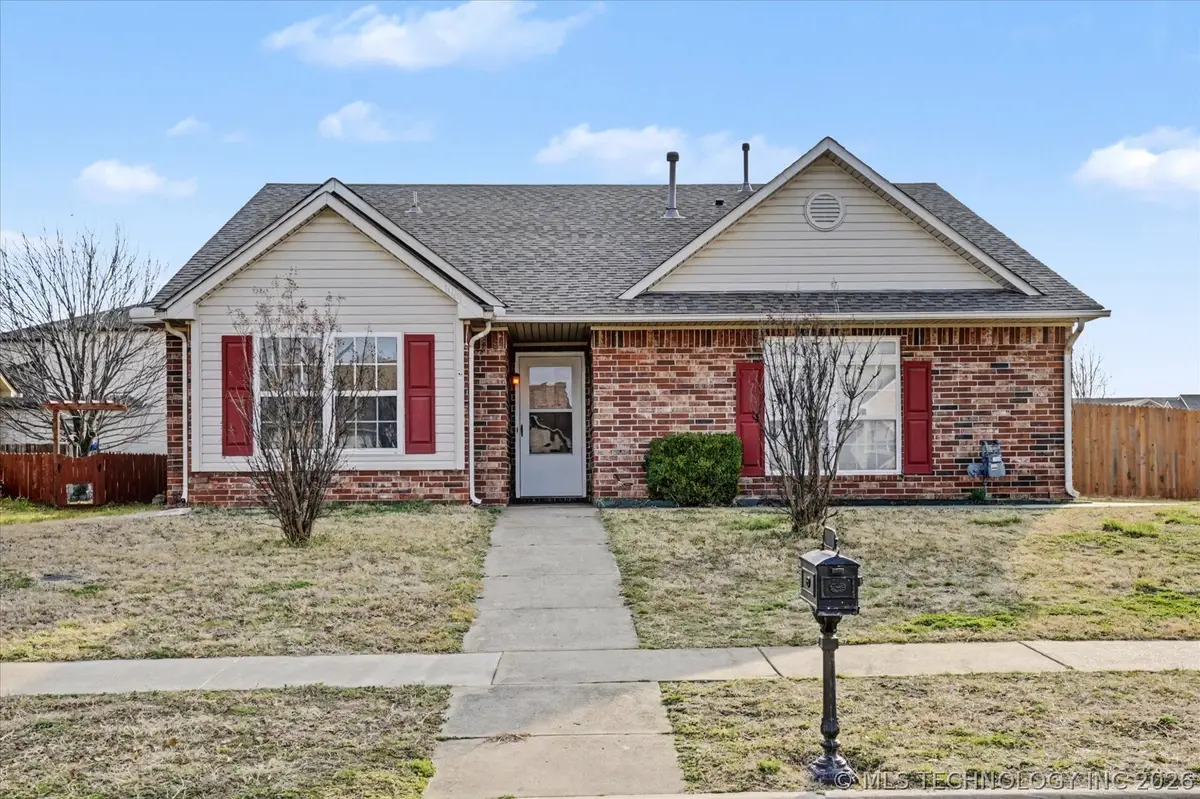 11101 N 120th East Avenue, Owasso, OK 74055 - #1
