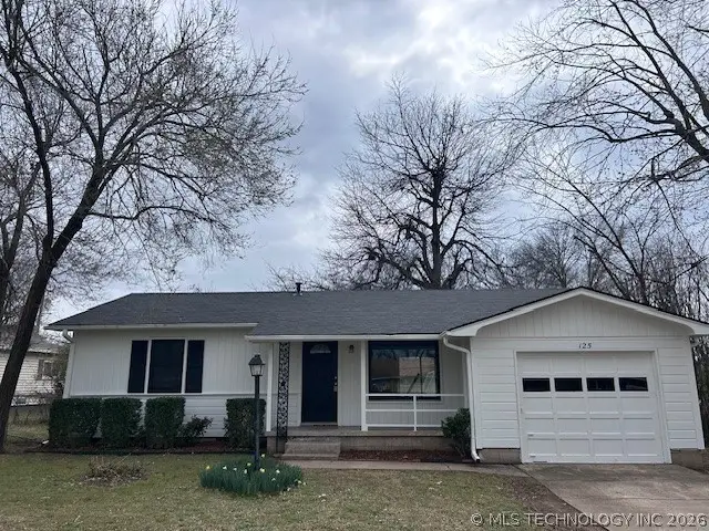 125 E Powell Street, Claremore, OK 74017 - #2