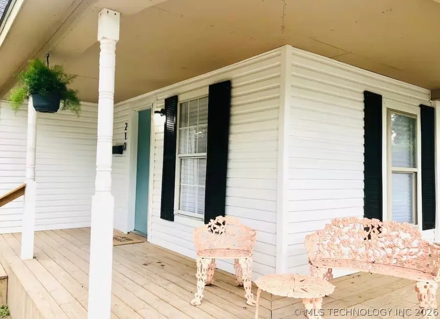 210 W Morgan Street, Tahlequah, OK 74464 - #2