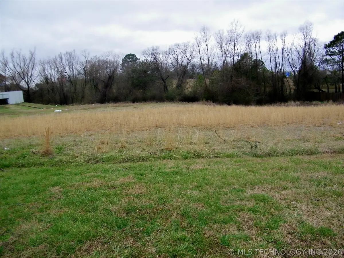 5 E Washington, Idabel, OK 74745 - #1