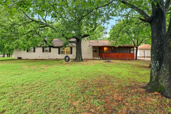 73645 Cyclone Circle, Wagoner, OK 74467