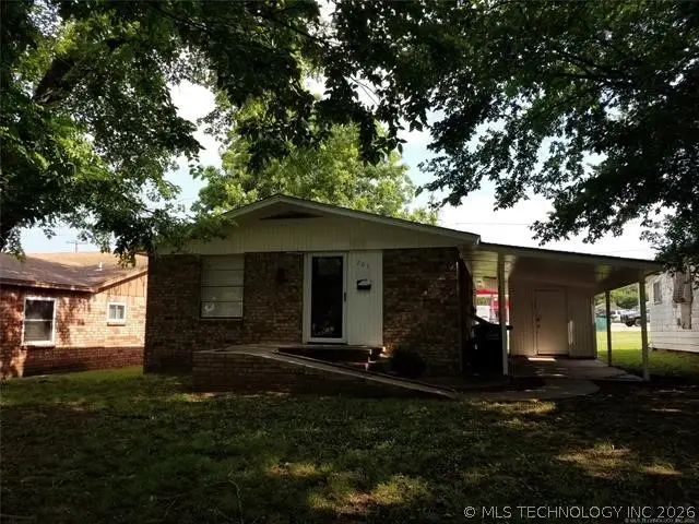 203 W 3rd Avenue, Bristow, OK 74010 - #3