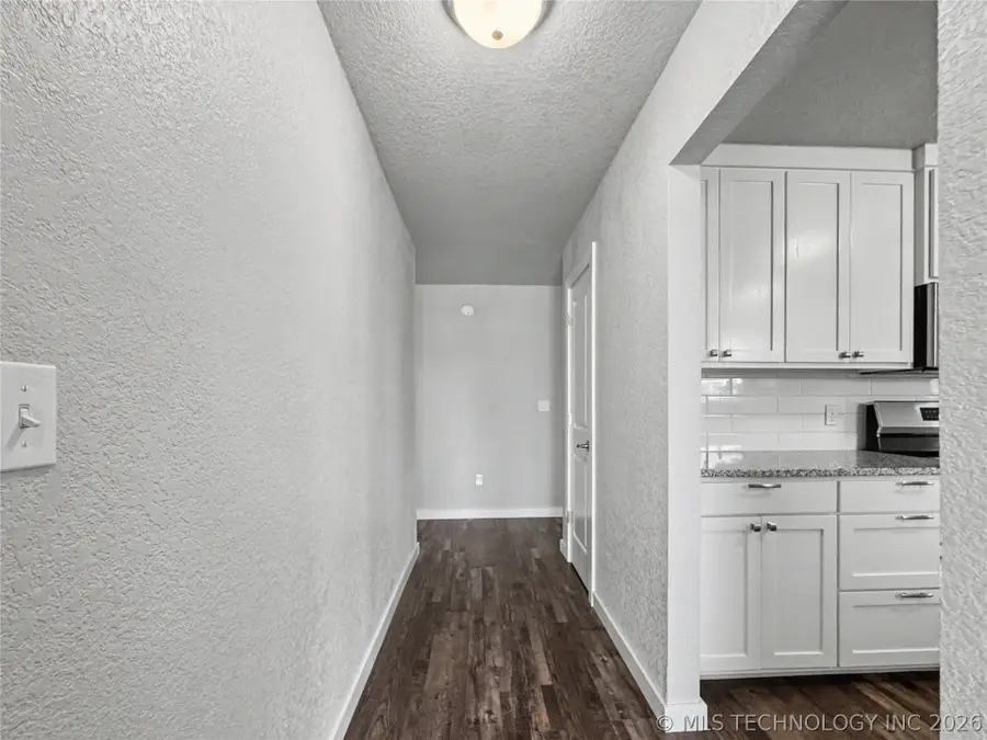 1202 S Ross Avenue, Tahlequah, OK 74464 - #3