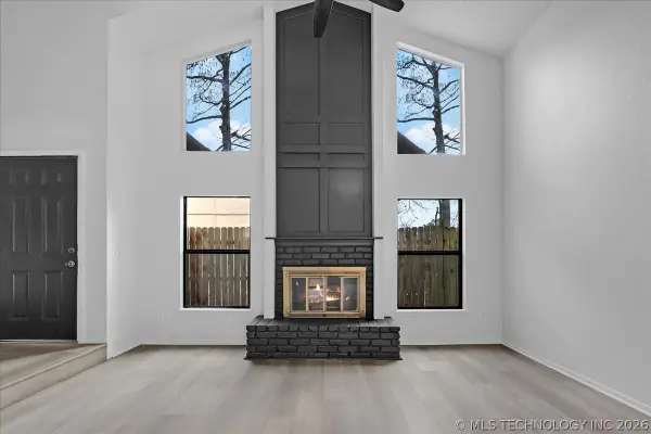 13005 E 28th Place, Tulsa, OK 74134