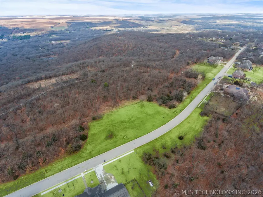 2703 Mountain Road, Bartlesville, OK 74003 - #3