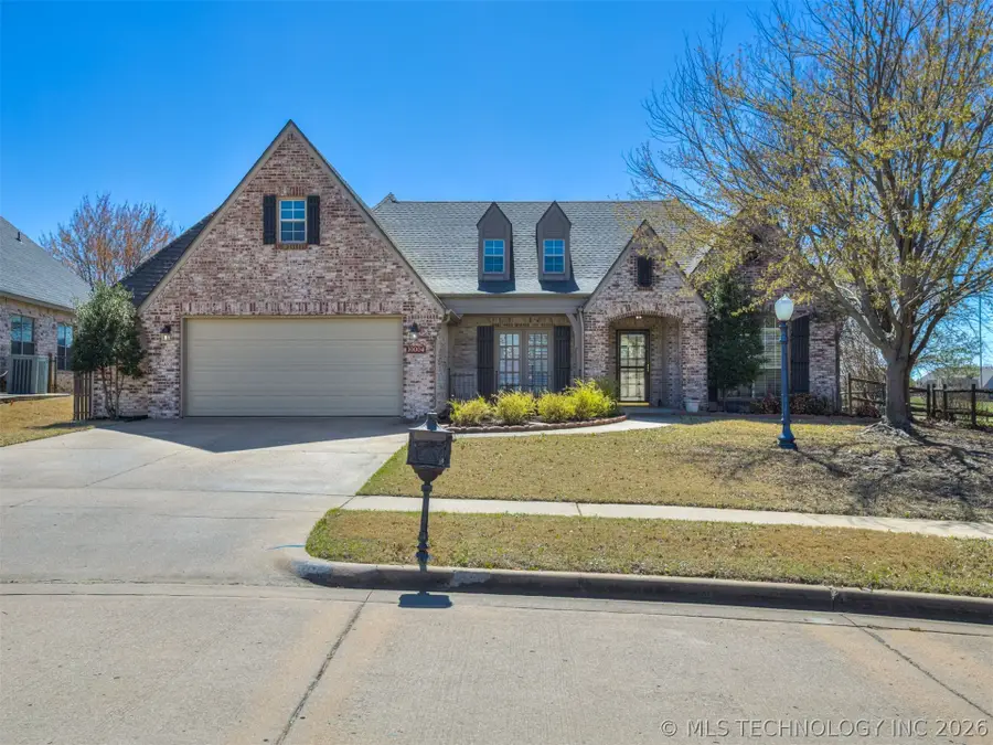 10004 E 95th Street, Owasso, OK 74055 - #3
