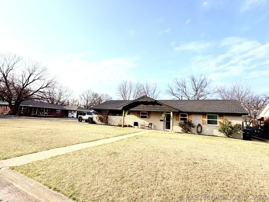 1101 E Hanna Avenue, Davis, OK 73030 - #3
