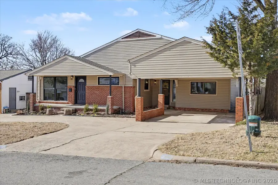 908 N Ash Avenue, Sand Springs, OK 74063 - #3