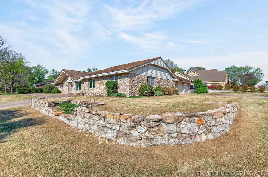 2918 Longridge Lane, Bartlesville, OK 74006 - #3