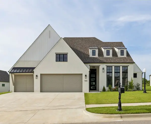 1505 Cedarwood Drive, Claremore, OK 74017