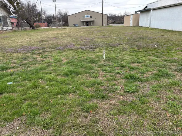 911 W Main Street, Ardmore, OK 73401