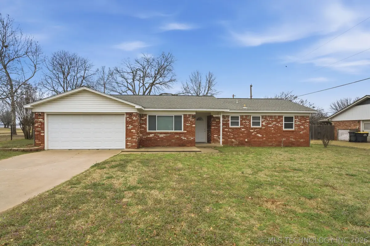 1123 W F Street, Jenks, OK 74037 - #1