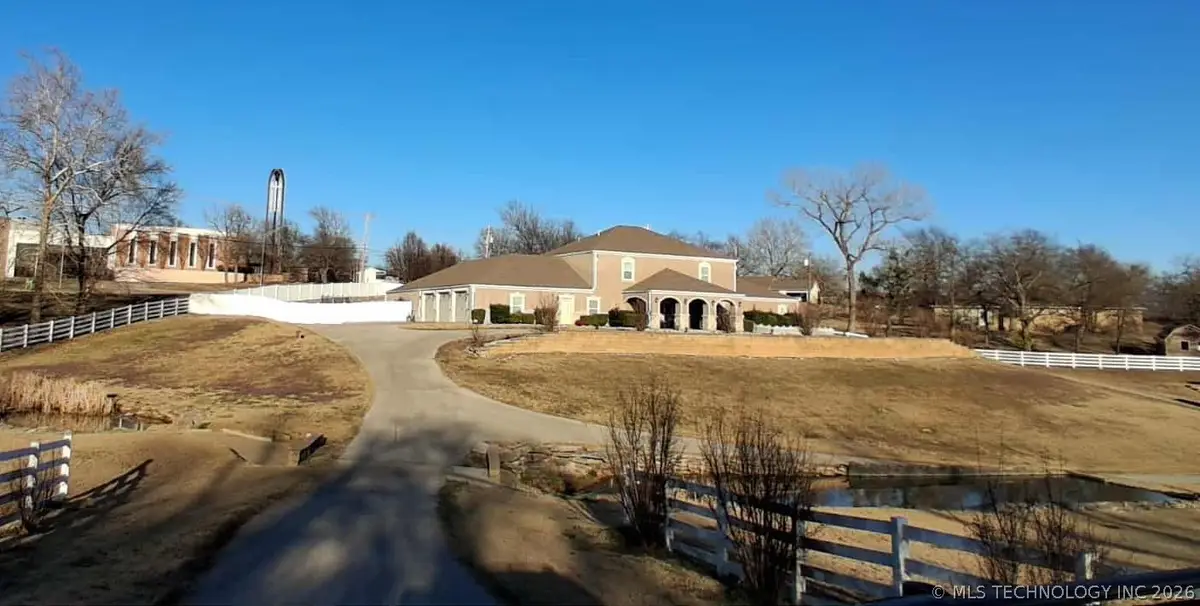 1241 Circle Drive Drive, Sapulpa, OK 74066 - #1