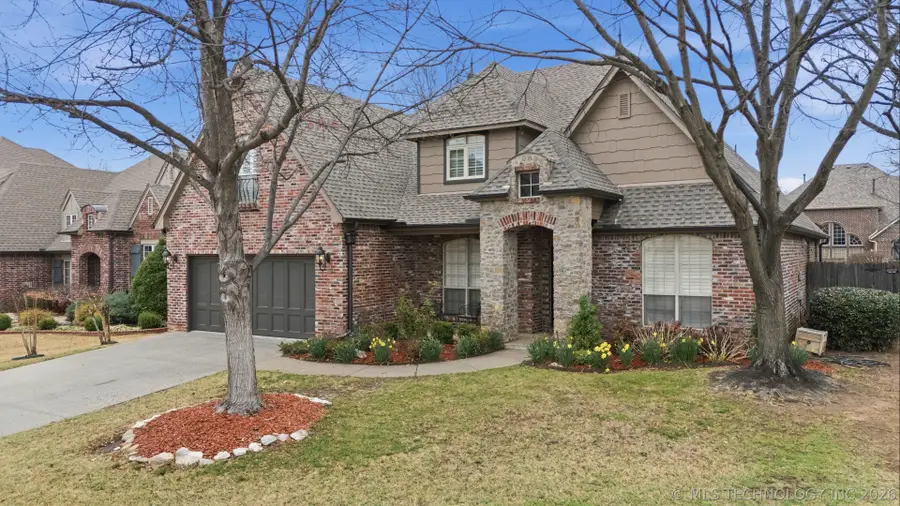 8677 E 104th Place, Bixby, OK 74133 - #2