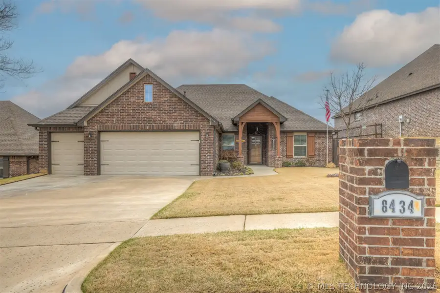 8434 N 77th Avenue, Owasso, OK 74055 - #2