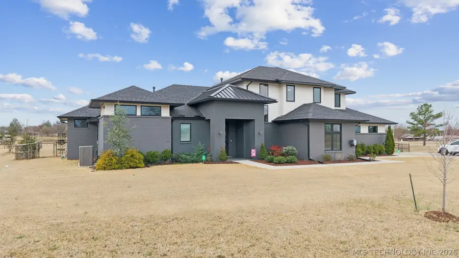 5110 E 161st Street S, Bixby, OK 74008 - #2