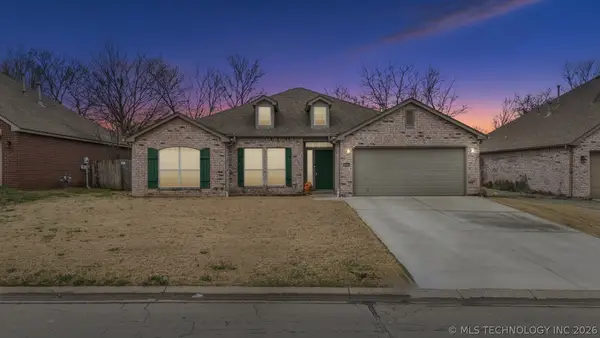 19820 E 45th Street S, Broken Arrow, OK 74014