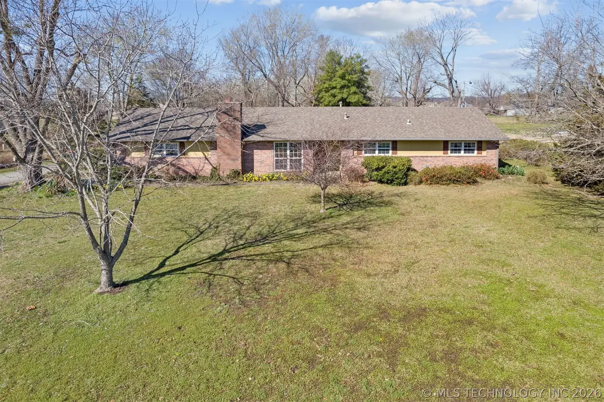 20936 S Valley West Drive, Claremore, OK 74019 - #1