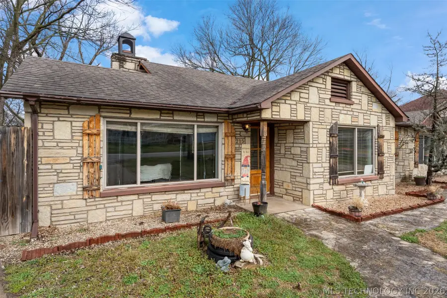 215 E 7th, Grove, OK 74344 - #2