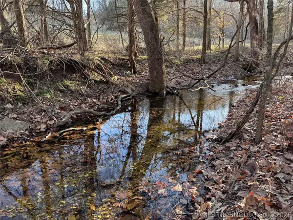 4395 N Oaks Road, Tahlequah, OK 74464