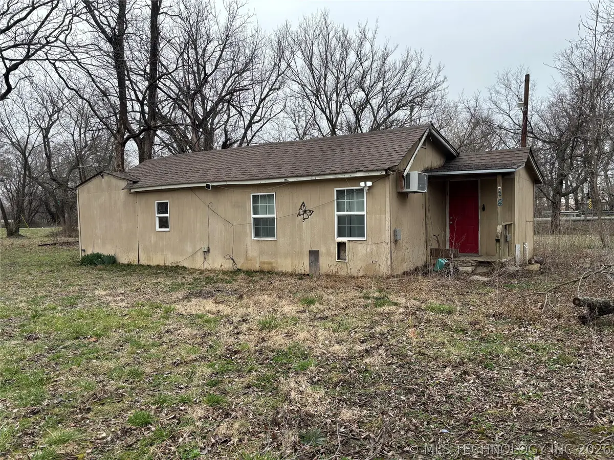 209 E 2nd Street, Chelsea, OK 74016 - #1