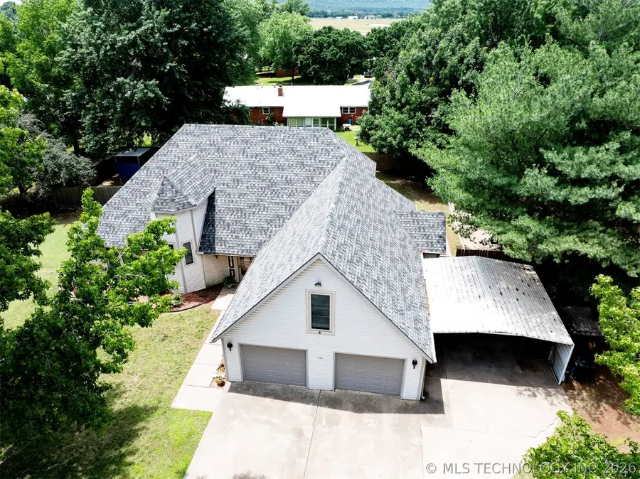 1508 N 3rd Avenue, Warner, OK 74469 - #3