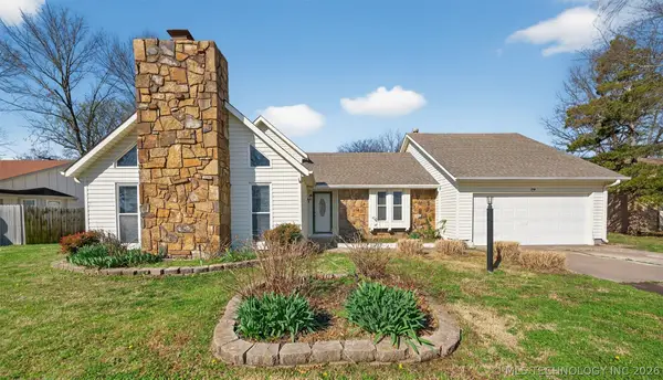 1408 S Veyda Street, Pryor, OK 74361